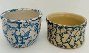 lot 101C image: FR - Pair of Blue Vintage Spongeware Pottery Crocks