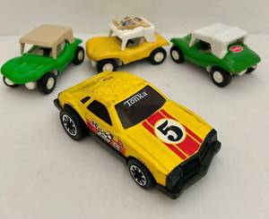 lot 112C image: FR - Set of 4 Vintage Tonka Diecast Cars and Dune Buggies