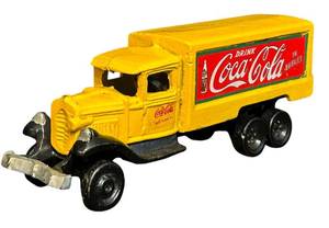 lot 122CC image: FR - Vintage Die-Cast Coca-Cola Delivery Truck Collectible