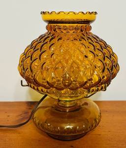 lot 247C image: DR - Vintage Amber Glass Table Lamp with Textured Pattern
