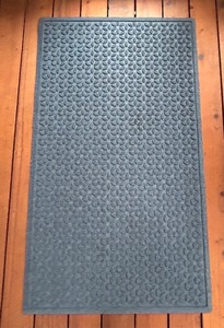 lot 153A image: P-LL Bean Blue Textured Floor Mat