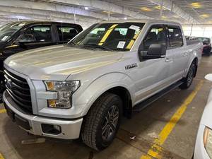 lot 15 image: 2016 Ford F-150 XLT Crew Cab 4x4