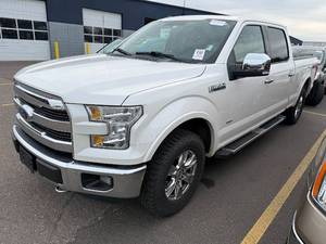 lot 17 image: 2015 Ford F-150 Lariat Crew Cab 4x4
