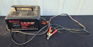 lot 35 image: Schumacher SE-2150MA Automatic Battery Charger and Engine Starter 215110 Amp