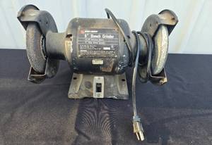 lot 38 image: Black & Decker 6 Inch Bench Grinder 13 HP Induction Motor