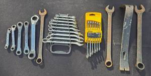 lot 90 image: Assorted Wrench Sets and Pry Bar Collection