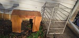 lot 100 image: Metal Wire Storage Rack with Drawers and Wooden Utility Bench