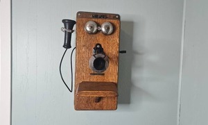 lot 131 image: Stromberg-Carlson Antique Wooden Wall Telephone