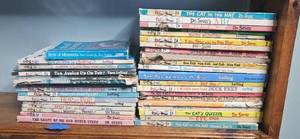 lot 135 image: Dr. Seuss and Childrens Book Collection