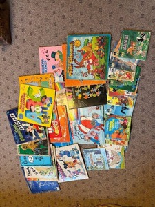 lot 145 image: Collection of Vintage Disney Read-Along Books and Records Assorted Lot