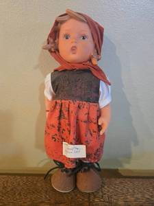 lot 177 image: Goebel Hummel Vintage Doll with Red Kerchief and Tag