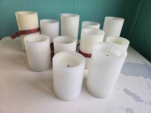 lot 195 image: Set of White Pillar Candles with Plaid Ribbon Accents