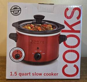 lot 200 image: Cooks 1.5 Quart Slow Cooker Red Stainless Steel
