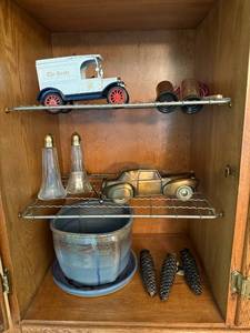 lot 270 image: Vintage Collectibles Set with Model Cars, Salt and Pepper Shakers, Pottery Planter, and More