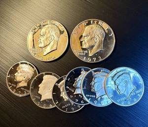 lot 17 image: $5.00 Face Value Gem Clad Proof Coins (from sets)