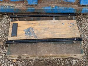 lot 22 image: Bidding on 4 Mechanics Creepers - Wood with Metal Frame and Casters