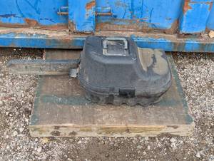lot 23 image: Large Chainsaw Case - Needs A Power Wash