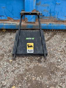 lot 29 image: Arctic Cat Trailer Bumper