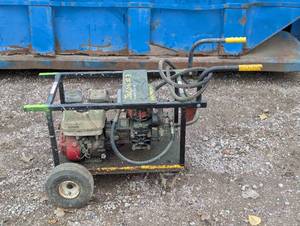 lot 41 image: Honda GX 160 Power Washer