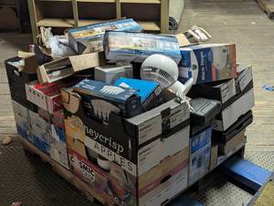 lot 26 image: Mixed Pallet of out of box, As Is, Returns, Uninspected, More - Huge Mix