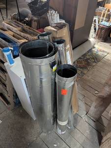 lot 29 image: Mixed Lot of ChimneyHVAC Pipe - One insulated piece - QTY