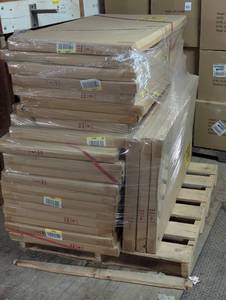 lot 110 image: Large Pallet New Canvas art - target