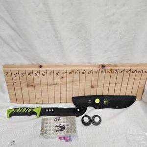 lot 56 image: TAC, Like New