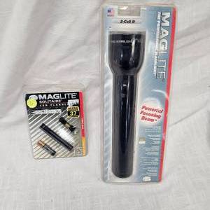 lot 7 image: 2 Maglites, as new