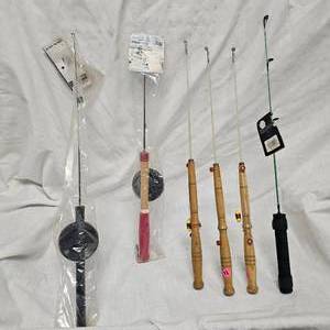 lot 8 image: (6)Jigging Rods, Like New