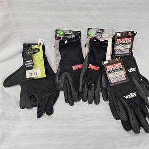 lot 117 image: Vexlar, Rapala, Frogg Toggs Ice Fishing Gloves