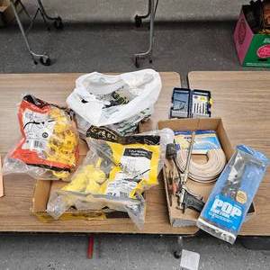 lot 187 image: Lot of Electric Fence Installation, Drill Bits, Rivet Gun