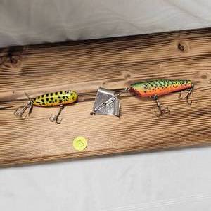 lot 210 image: Heddon Baby Torpedo and Sputter Buzz