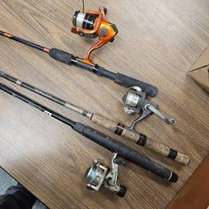 lot 182 image: 3 Spinning Rod Combos, including a Classic Lens