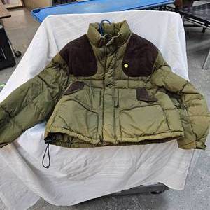 lot 167 image: Beretta Goose Down Field Coat, Large, Like New
