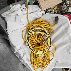 lot 249 image: 100 FT Heavy Duty Ext Cord and 14 Ft Cord