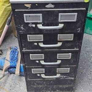 lot 255 image: 36 x 16 4 Drawer Tool Chest with Drill Bits, Impact Drives, Screws