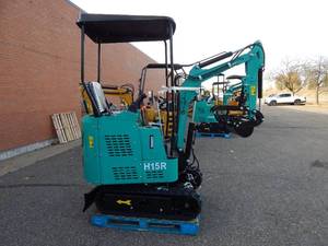 lot 11 image: NEW CFG H15R Mini Excavator