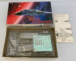 lot 210 image: RARE Tsukuda Hobby Model Kit Mikoyan Mig-31 FOXHOUND (New Open Box)