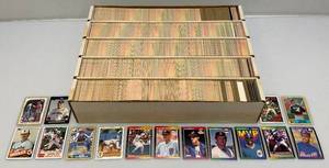 lot 60 image: Misc. Unsorted Baseball Cards
