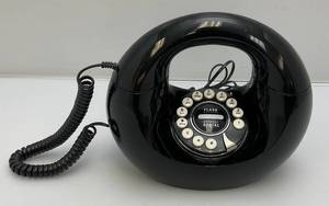 lot 93 image: Vintage Handbag Phone