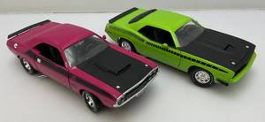 lot 135 image: Vintage ERTL 118 Scale Die Cast 1970 Challenger TA 340 Six Pack Purple & 1970 Cuda Neon Green