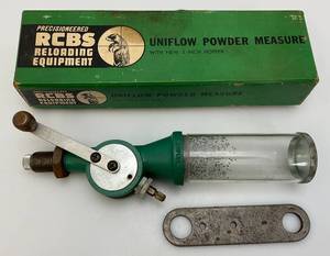 lot 142 image: Vintage RCBS Uniflow Powder Measure With 5 Hopper In Original Box