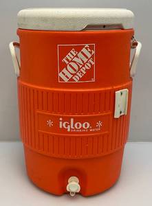 lot 161 image: Home Depot Igloo Water Cooler (Great For Parties Or Sport Events)