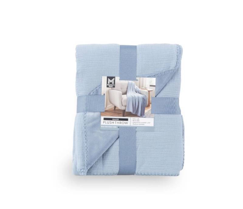 lot 352 image: NEW Members Mark Reversible Cozy Gauze Plush Throw, 60 x 70 - Denim
