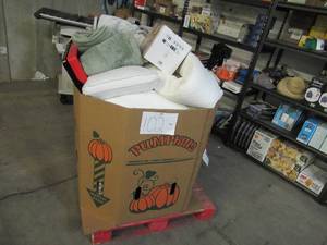 lot 102 image: Pallet of Store Overstock and Ecommerce Product and Returns