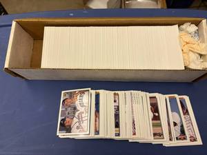 lot 253 image: 1993 Upper Deck Baseball Set, Includes Jim Thome Rookie Card