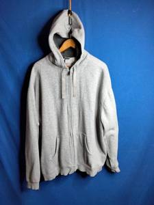 lot 24 image: Champion Hoodie - Size XXL