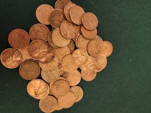 lot 111 image: 50 US Lincoln Wheat Pennies