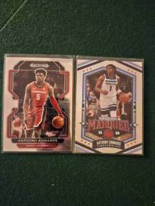 lot 128 image: 2021-22 Panini Chronicles basketball trading cards