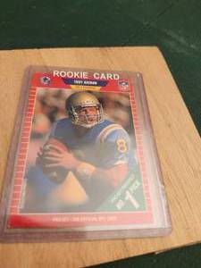 lot 126 image: 1989 Pro Set Troy Aikman rookie card.